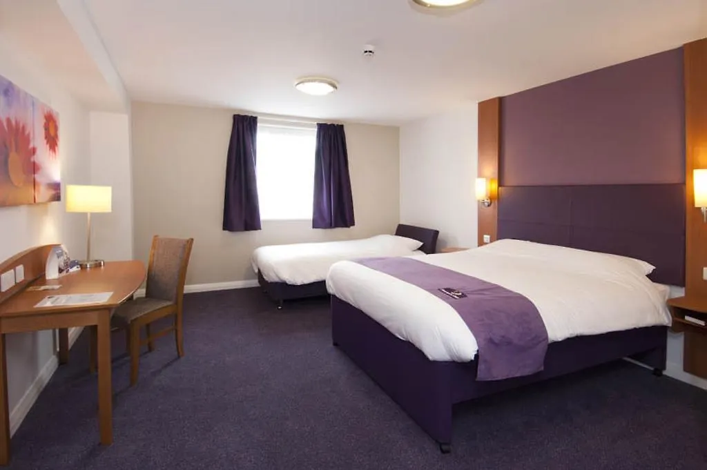 Premier Inn Cardiff North Hotel