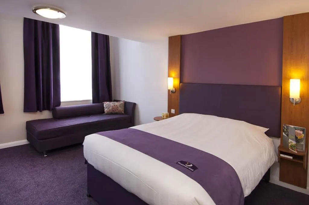 *** Hotel Premier Inn Cardiff North Reino Unido