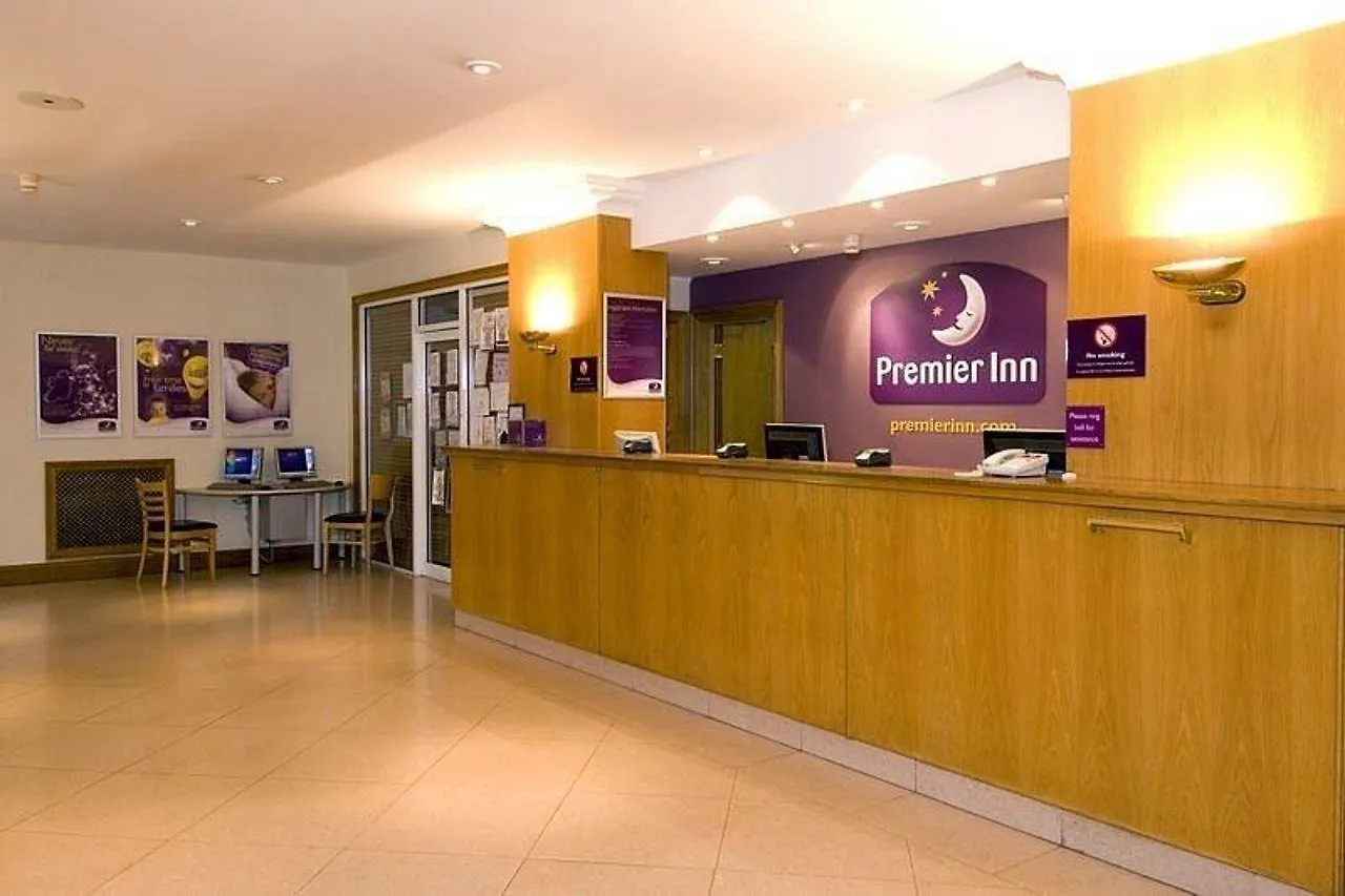 Premier Inn Cardiff North Hotel